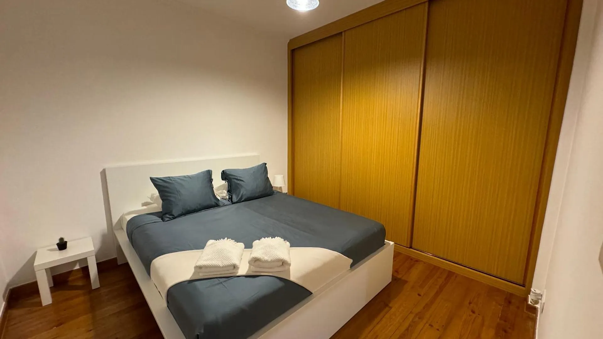 Apartment Rooms In Arroios Lisbon
