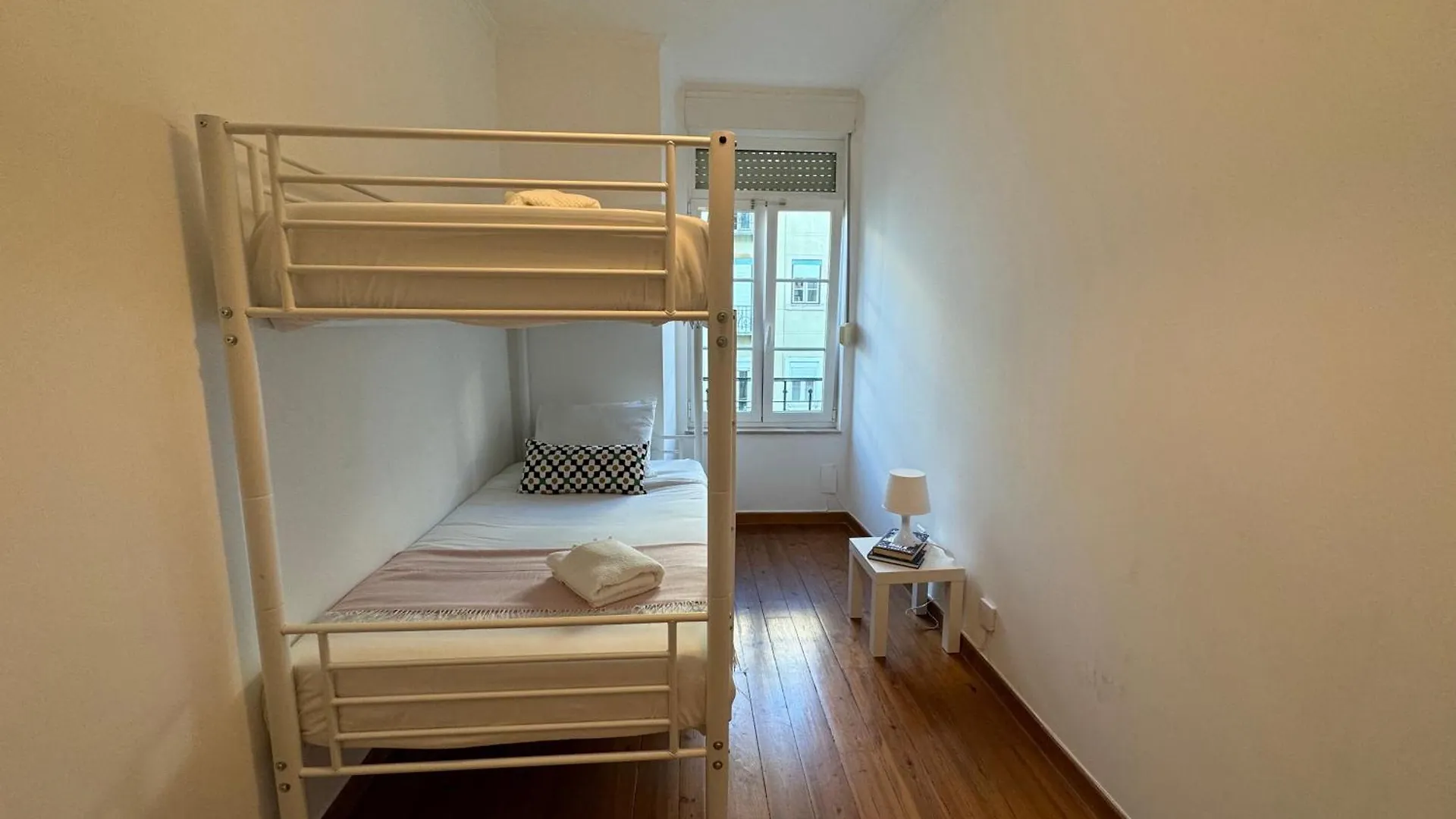 ליסבון Rooms In Arroios 0*,
